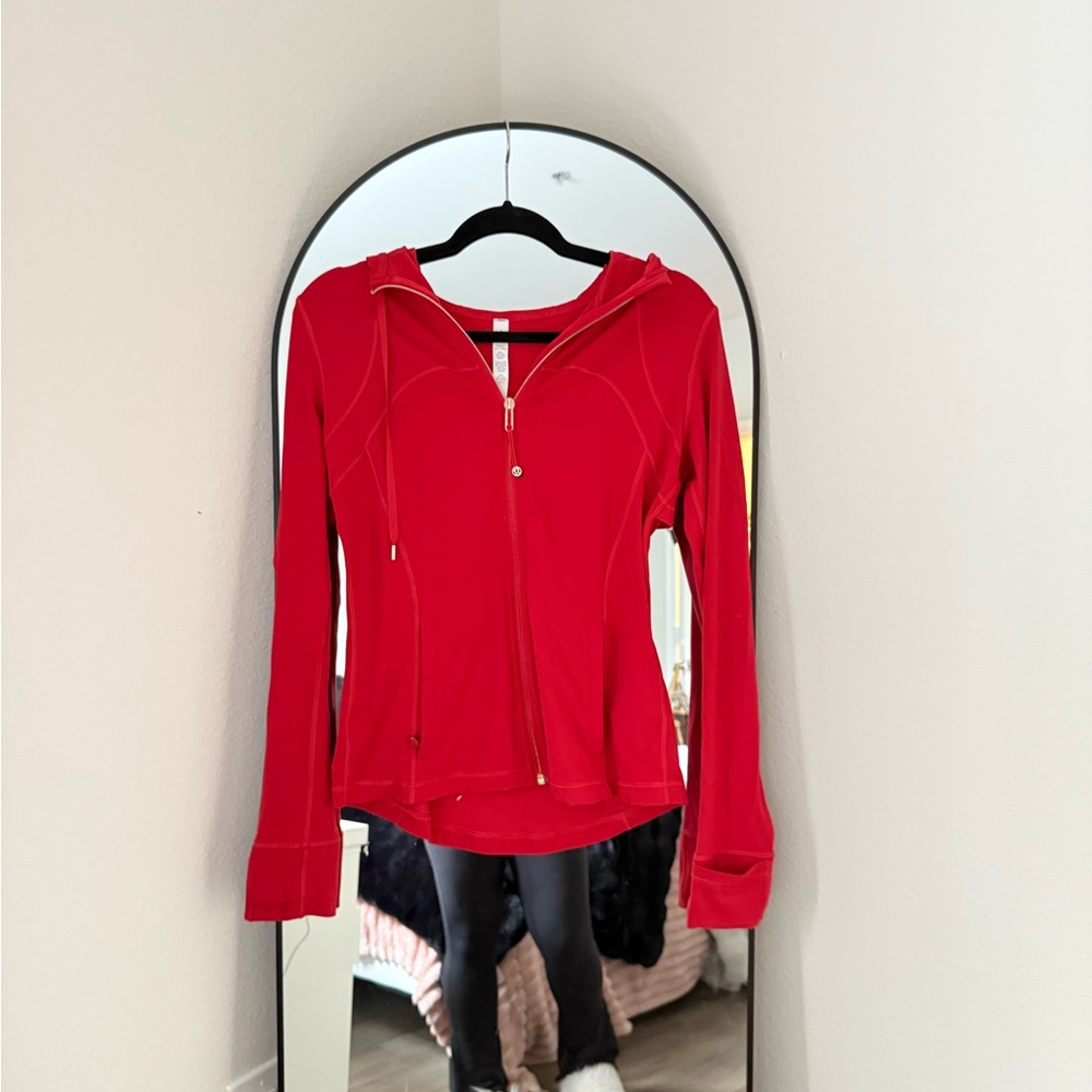 Lululemon red/gold define jacket
